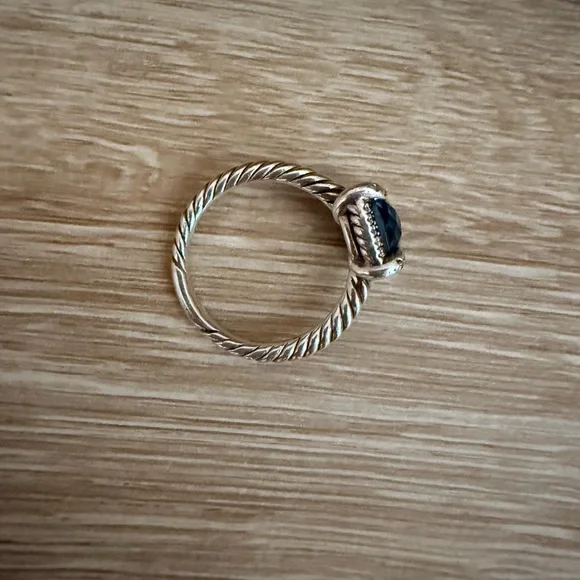 David Yurman Petite Chatelaine Pave Bezel Ring - Picture 6 of 8